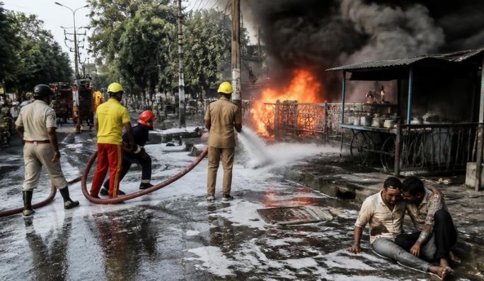 GAIL Gas Pipeline Fire Guts Roadside Eatery in Cuttack&rsquo;s CDA Sector 10, Two Injured